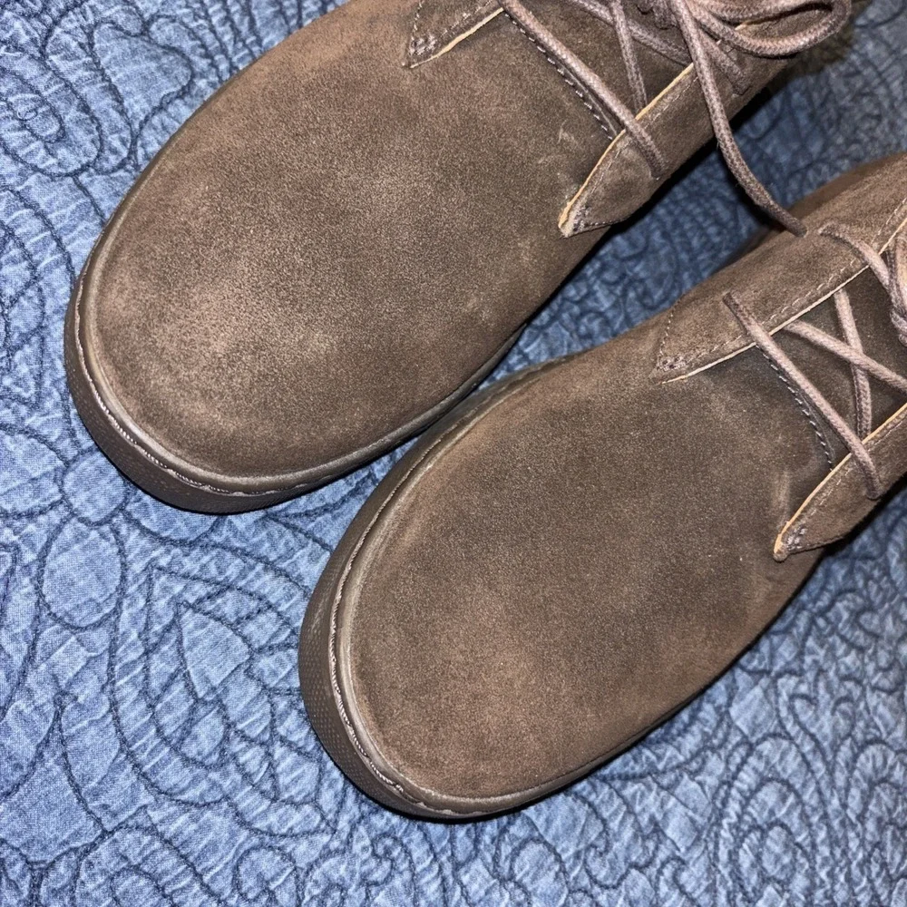 New Fitflop Zachery Men's US 10 EU 43 Brown Suede Chukka Ankle Lace Up Boots